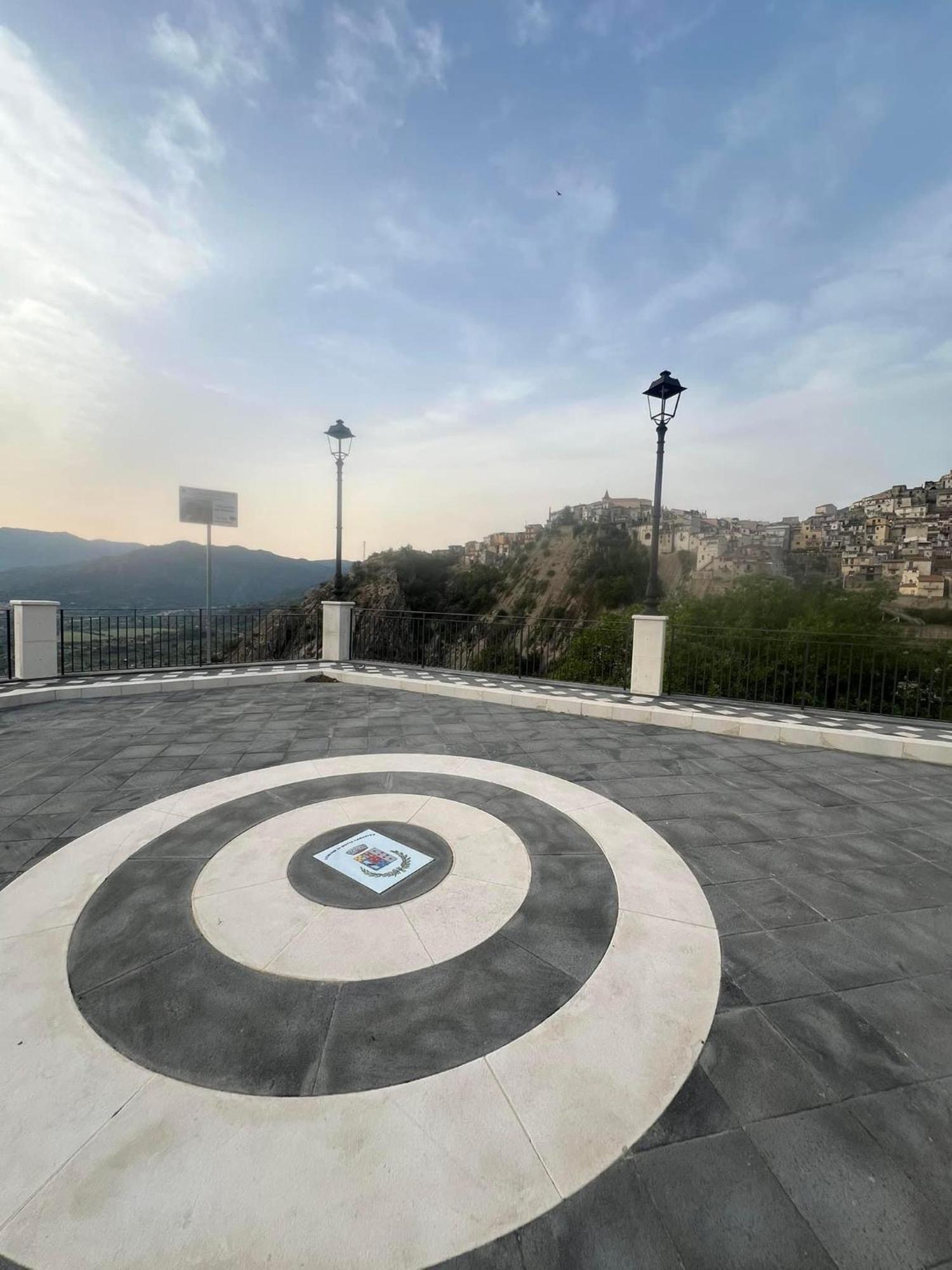 Casa Belvedere Motta Camastra Gole Alcantara Bagian luar foto